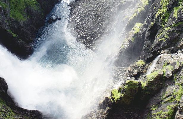 Private Full Day Ferry Trip To Geirangerfjord From Ålesund