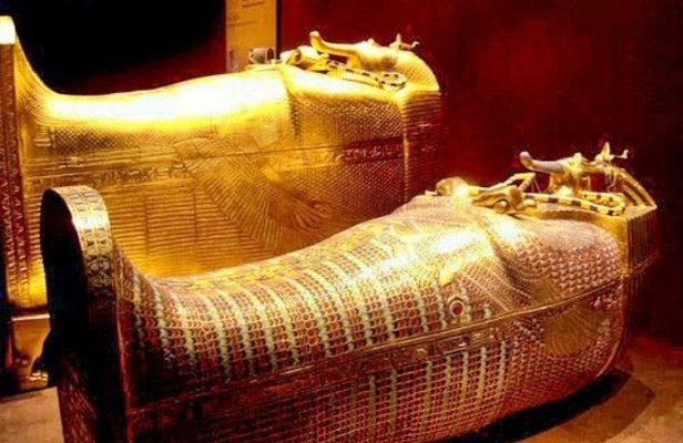 Private Full-Day Trip to Cairo by Plane from Hurghada