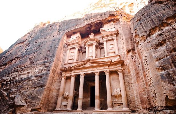 Cruise Ship Traveler | Petra and Wadi Rum | The Jordanian Mappers