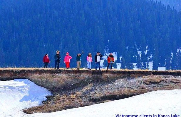 11 Days North Xinjiang Group Tour to Kanas Lake and Sayram Lake