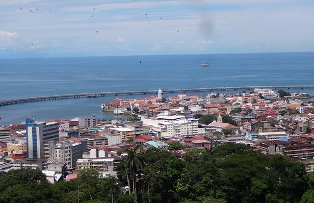 Ancon Hill / Mi-Pueblito Village