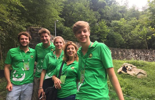 Private Half Day Panda Volunteer Tour