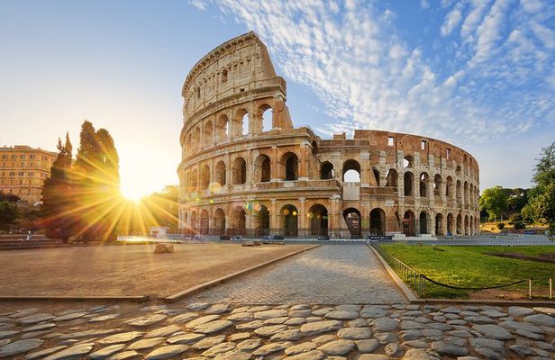 Colosseum Arena: Up to 6 people Guide Tour