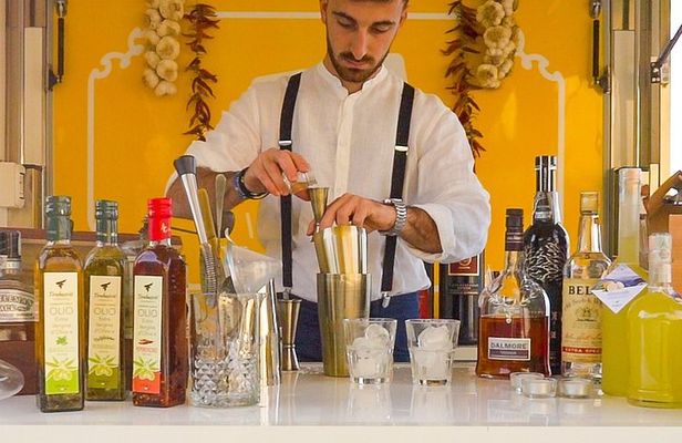 Make a Fried Pizza with Limoncello Spritz in Sorrento