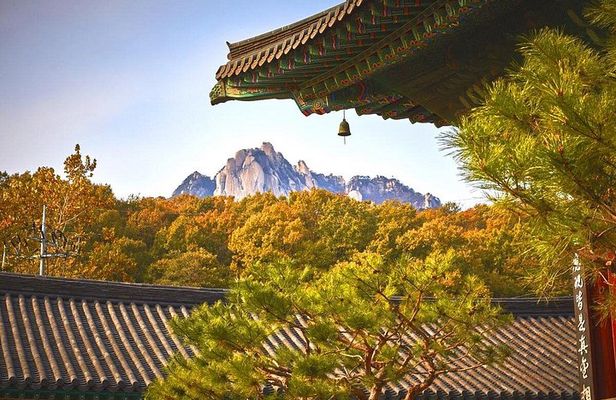 Bukhansan Mountain Private Hike with Korean BBQ and Sauna