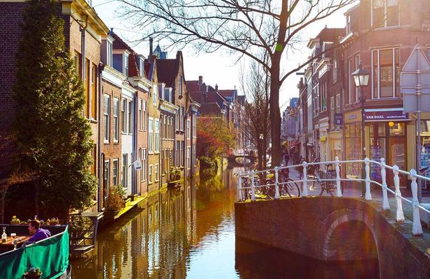 e-Scavenger hunt Delft: Explore the city at your own pace