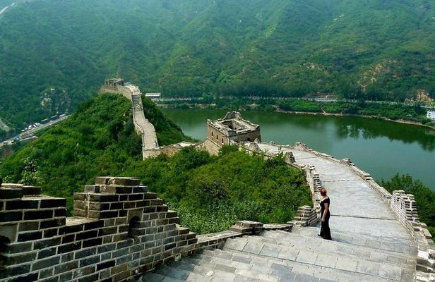 Private Huanghuacheng Great Wall Day Tour with Lunch