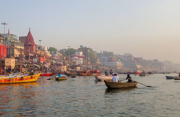 An overnight trip to Varanasi (Benaras)