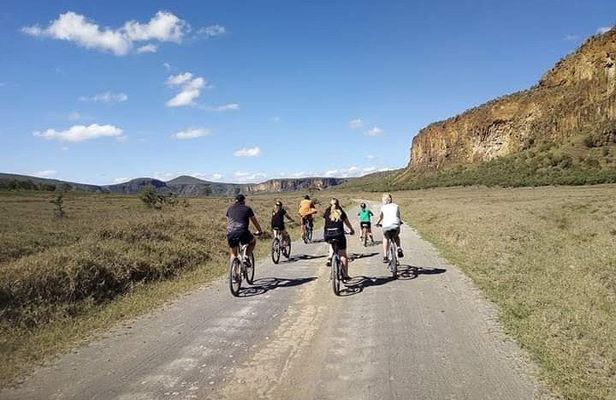 1 Day trip to Hells gate National park and Lake Naivasha boat ride