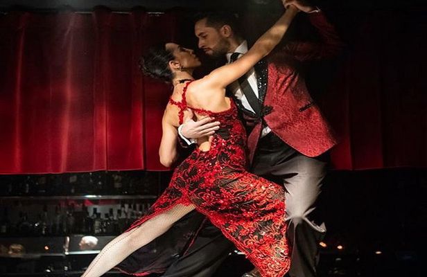 Rojo Tango Show Ticket with Private Transfers From Port & Hotels in Buenos Aires