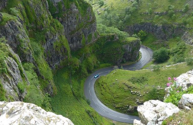 Wells, Cheddar Cheese and Cheddar Gorge - Private Day Trip from Bristol