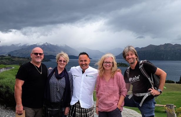 'Express' Wine Tour & Māori Culture Wānaka