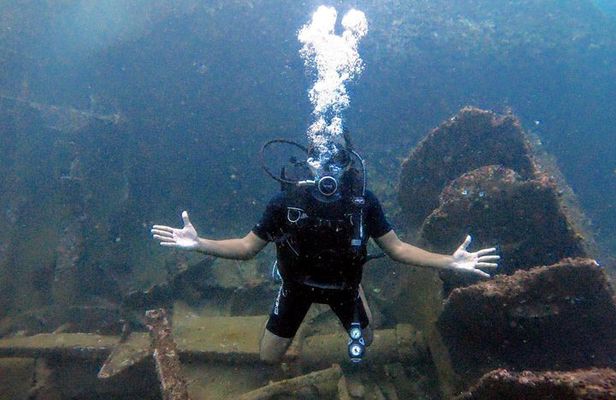 Scuba Diving in Mirissa