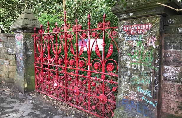 Private Beatles Tour Liverpool with Expert Local Guide