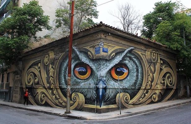 Athens street art tour