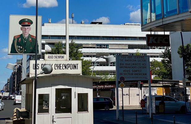 Cold War Berlin - Private Live Virtual Experience