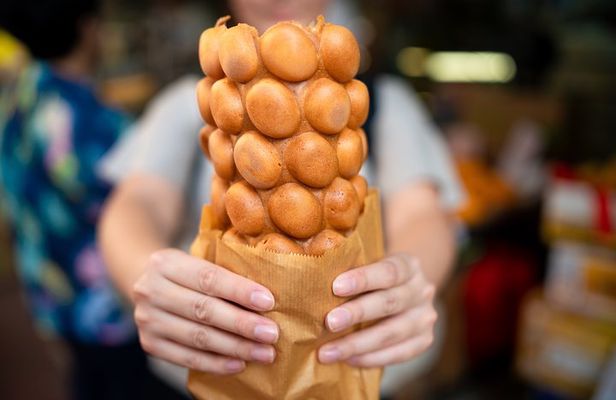 Temple Street Night Foodie Tour