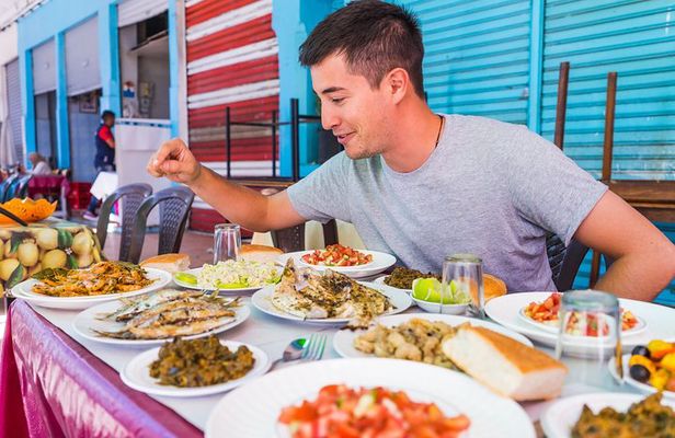 Casablanca Food and Cultural Full Day Tour with Pick-Up