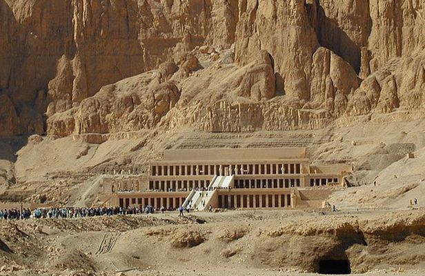 Private Tour: Luxor West Bank, Valley of the Kings and Hatshepsut Temple, Memnon
