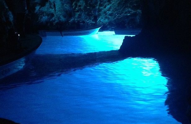 Blue Cave, Blue Lagoon, Hvar island and ShipWreck - private boat tour