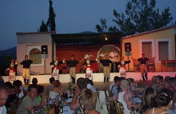 CRETAN EVENING with Show, Dancing, Food and Drinks CRETE