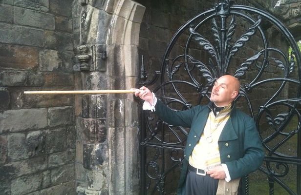 Stirling Old Town Private Walking Tour
