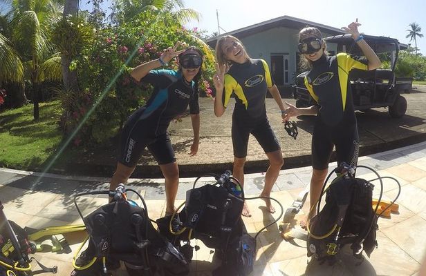 Discovering Diving / Discover Scuba Diving (DSD)