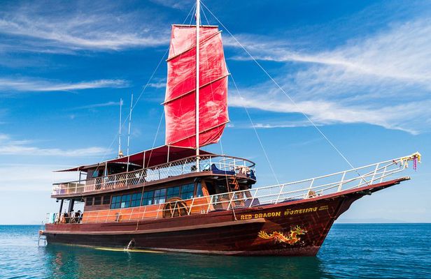Private Half-Day Red Dragon Yacht for Snorkeling Koh Tan & Visit Pig Island