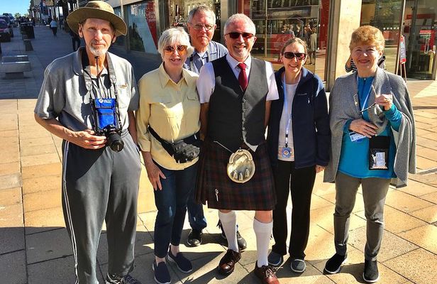 Essential Walking Tour of Edinburgh's Old Town