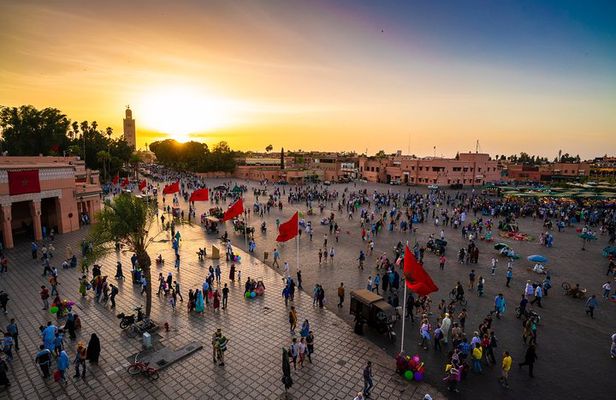 Guided walking tour in Marrakech Medina and Souks 