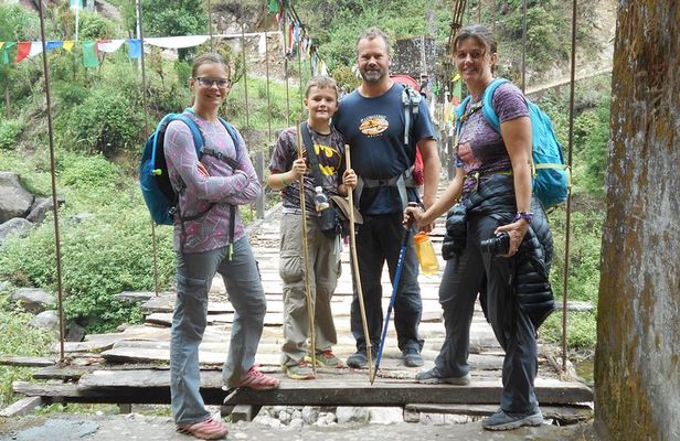 4-Day Sandakphu Private Trek with Accommodation