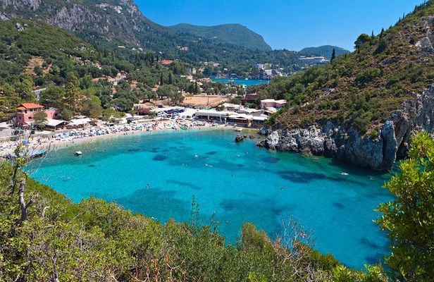 Private tour to Palaiokastritsa beach and Lakwnes village