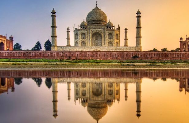 Taj Mahal with mausoleum and Agra Fort e tickets & guide