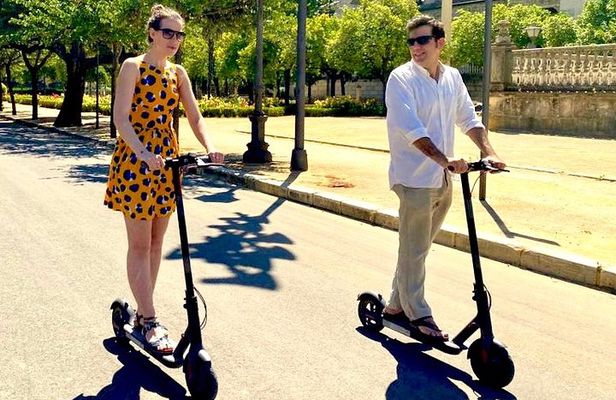 Scooter tour in Seville