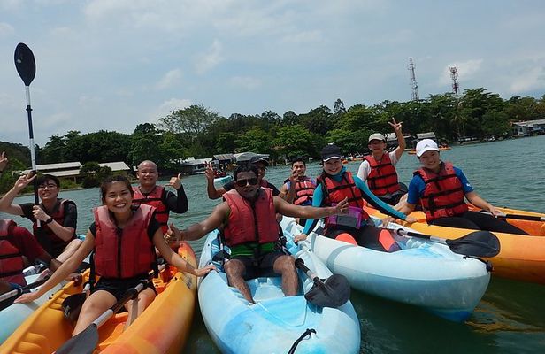 Singapore Round Ketam Kayaking Adventure in Pulau Ubin