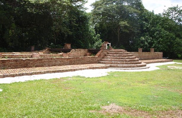 Jodensavanna Cultural Tour with Lunch on Overbridge