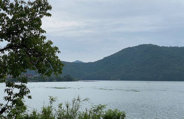 Easy Short Hiking along the Beautiful Fewa Lake