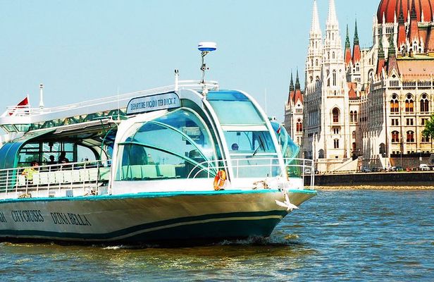 Budapest Parliament interior guided tour with Danube river cruise