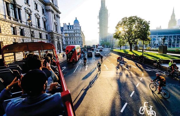 London by Night - Tootbus Sightseeing Tour