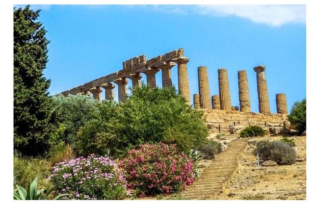 Private Full-Day Tour of Agrigento and Piazza Armerina