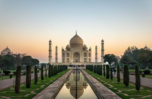 Private Tajmahal Sunrise Day Tour From Delhi