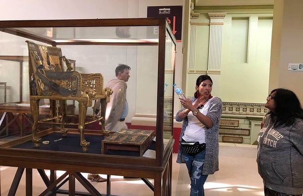 Full- Day Cairo Tour to Egyptian Museum, Citadel and Old Cairo