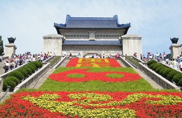 Private Amazing Nanjing City Day Tour in Your Way