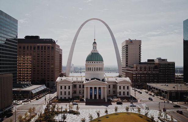 Walking Tour of the Saint Louis Fascinating History
