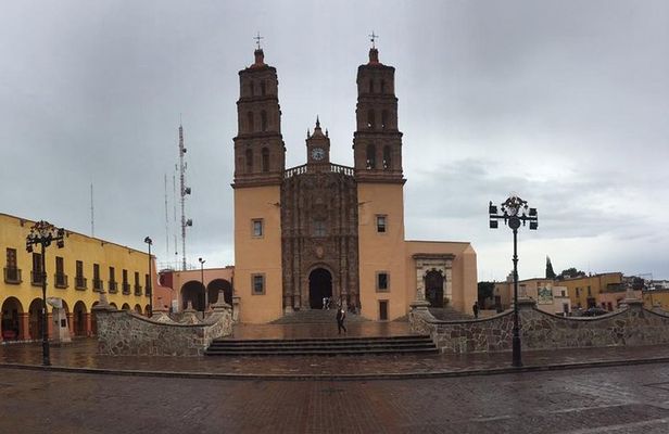 Magical town Dolores Hidalgo and Sanctuary of Atotonilco - San Miguel de Allende