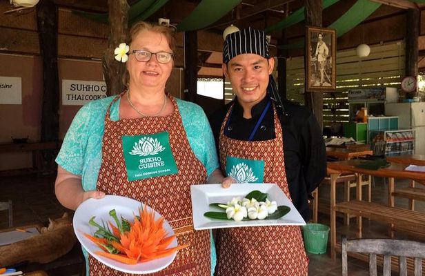 Fruit and Vegetable Carving Class with Master Chef at Sukho Cuisine in Koh Lanta