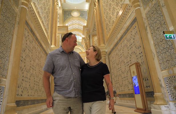 From Abu Dhabi: Sheikh Zayed Mosque, Royal Palace & Etihad Tower