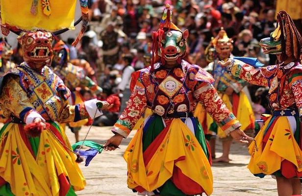 Off the Bhutan path (Eastern Bhutan tour)