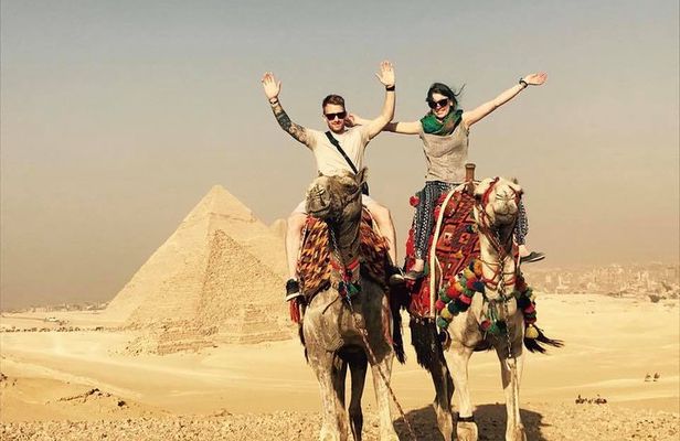 Private cairo with personal bus and guide