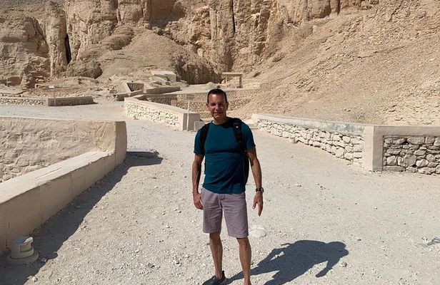 Full Private Day Tour to East and West Banks in Luxor- Private